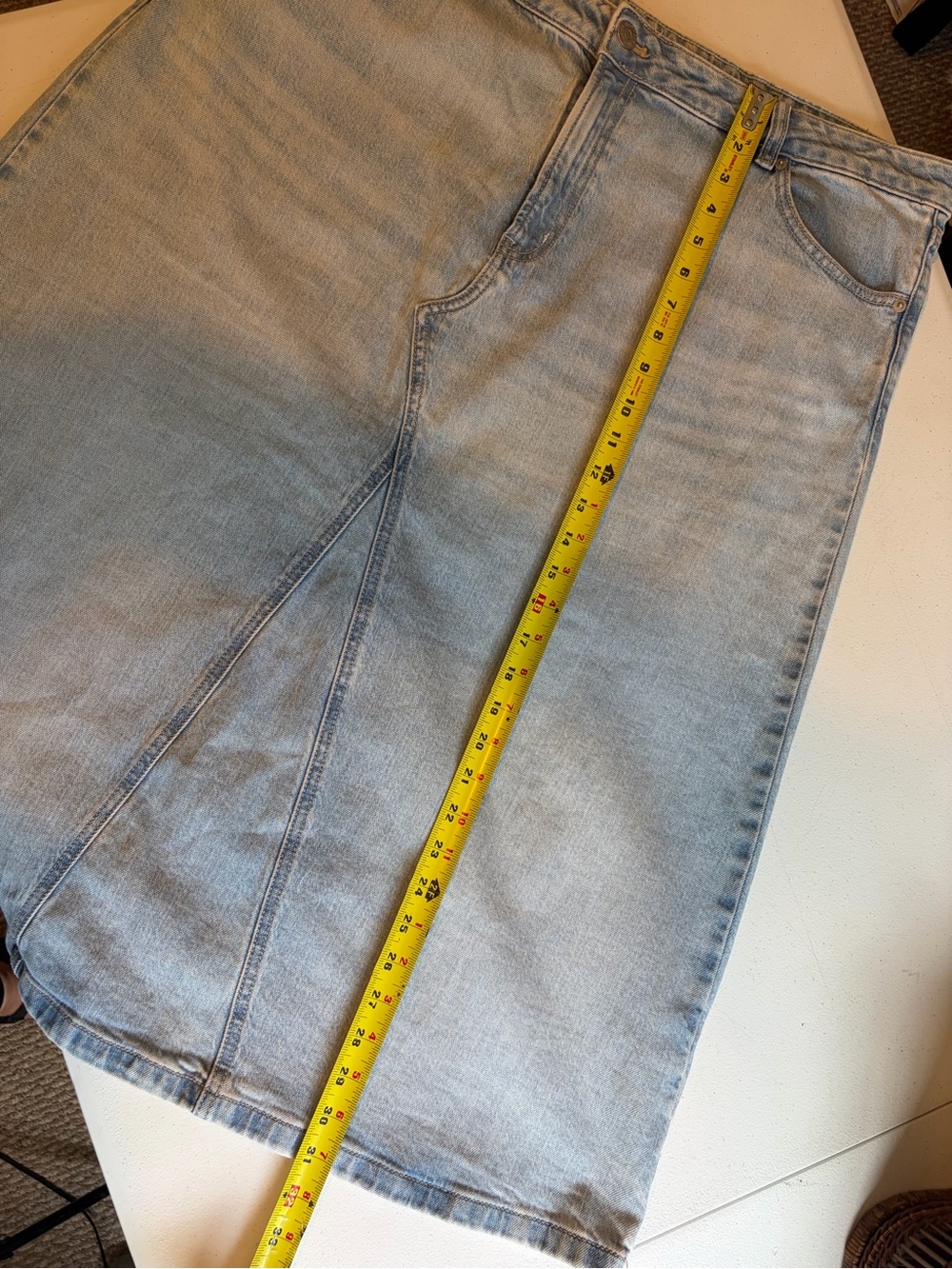 Reitmans Womens Size 36 18 Light Wash Denim Midi Jean Skirt A-Line high rise - Picture 8 of 9